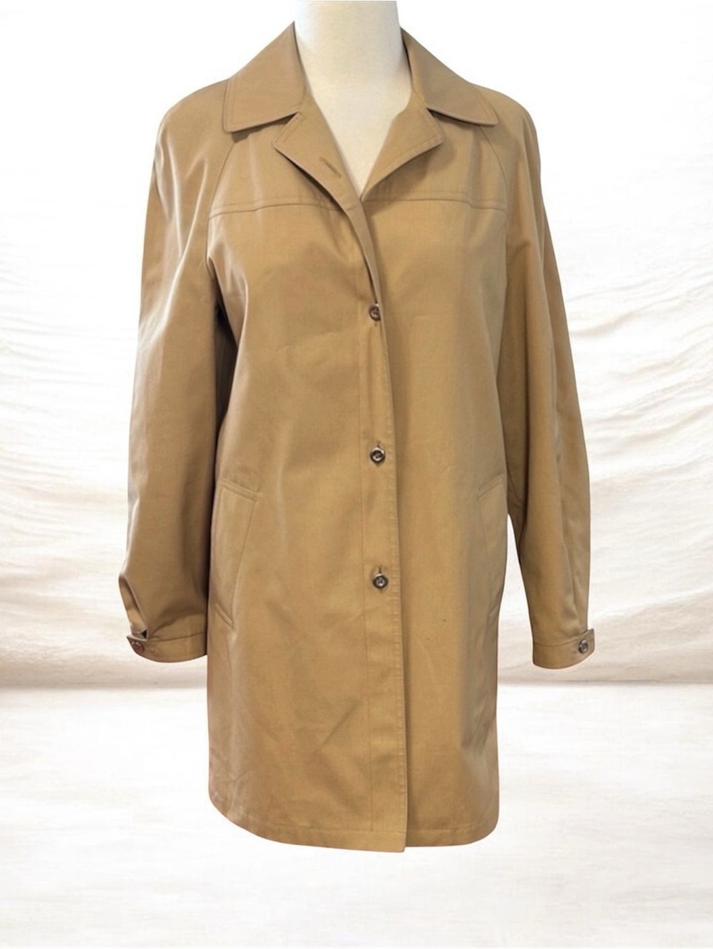 London Fog Tan Classic Vintage Short Trench Coat, Womens size 6 Regular